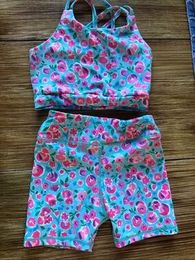 Girls' Pink Floral Active Crop Top & Aqua Bike Shorts Set